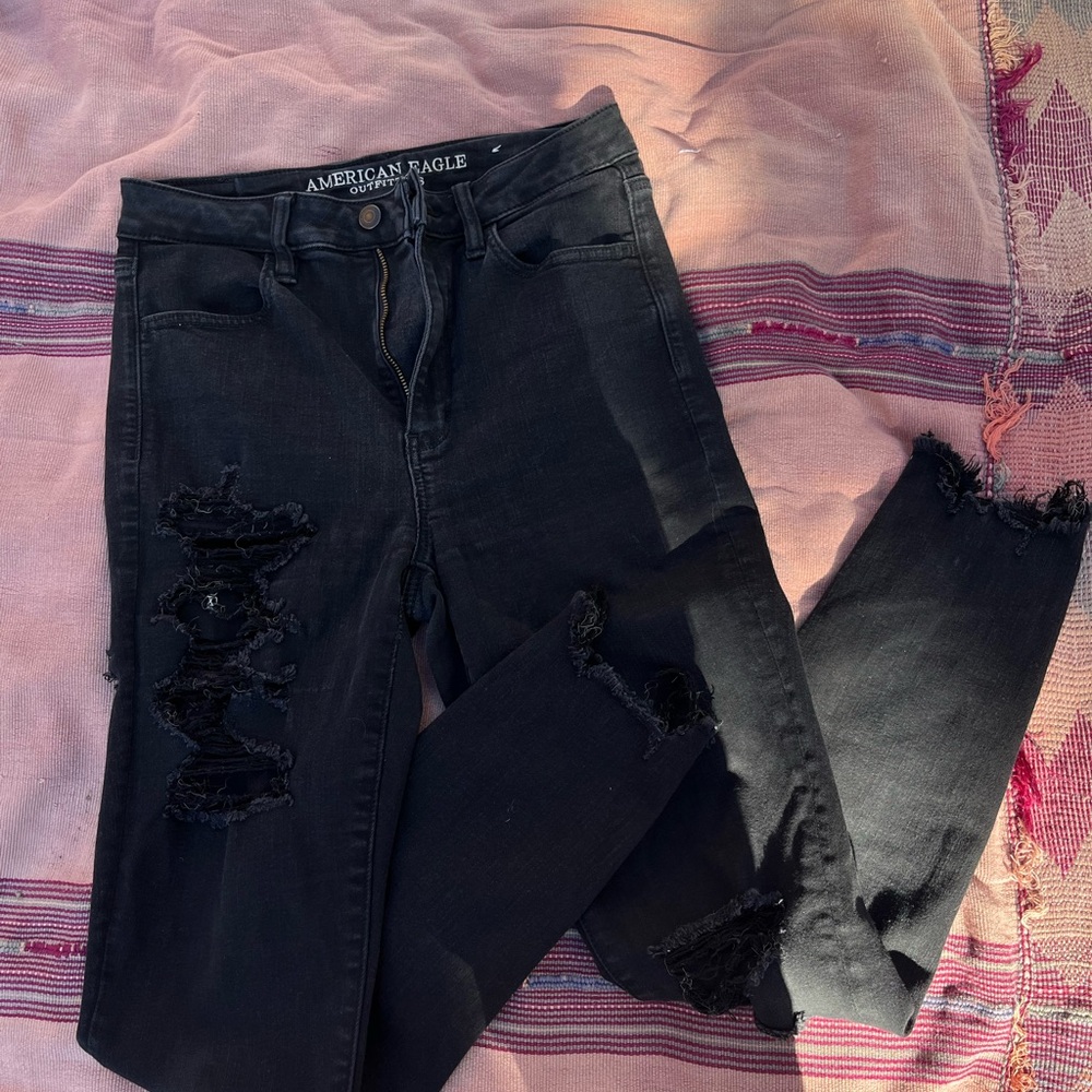 American Eagle Outfitters Women's Black Ripped Skinny Jeans
